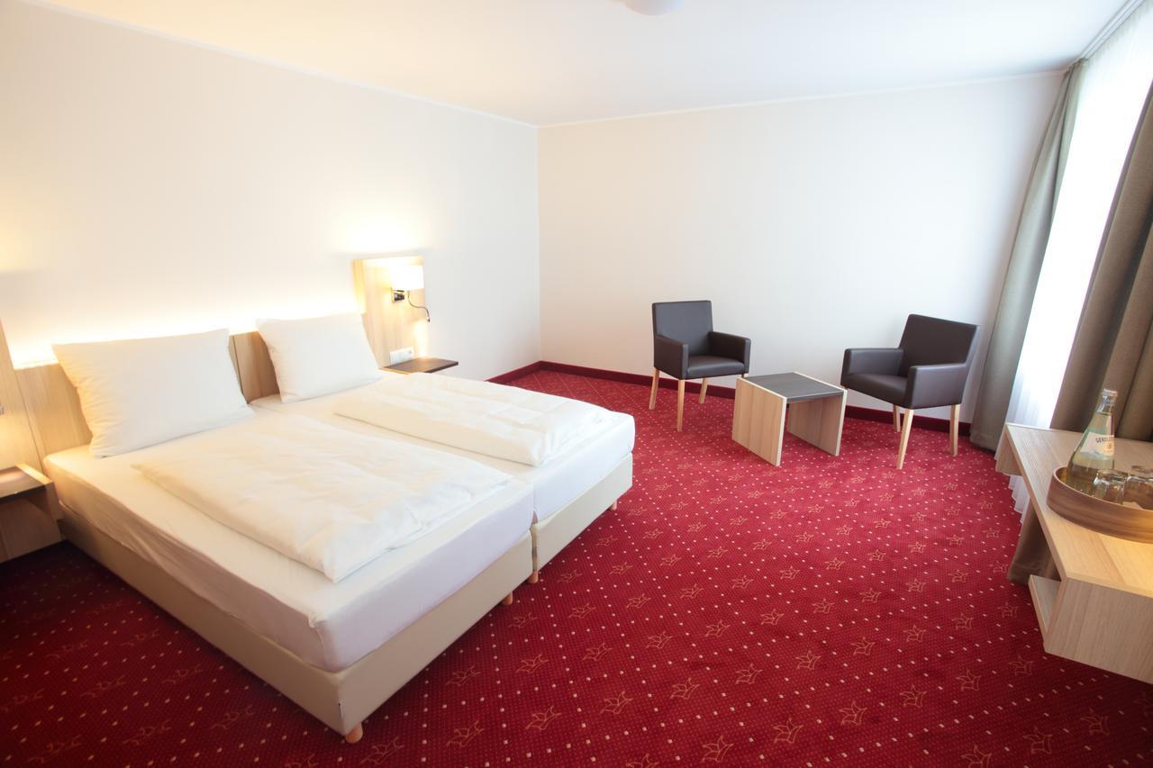 Hotel Zur Schloss-Schenke Neuwied Ngoại thất bức ảnh